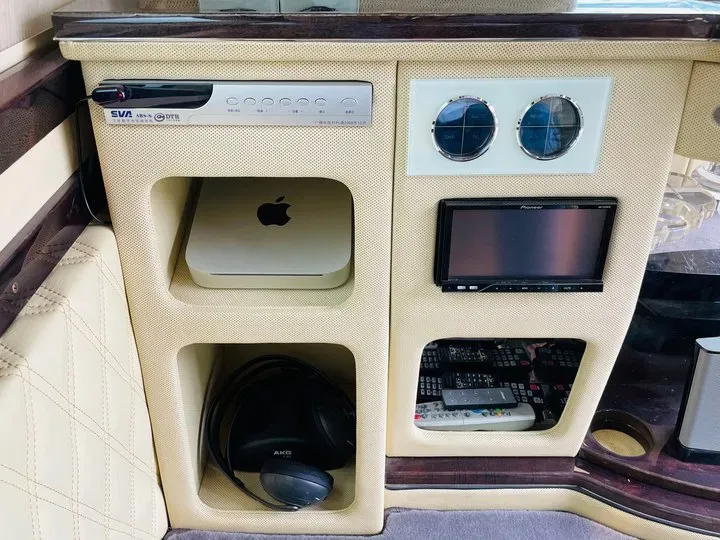 2011 Ford E350 5.4L 258HP V8 5AT,autocango,china used car exporter,china ev exporter,chinese used car exporter,chinese used ev exporter