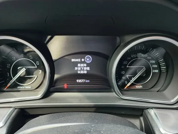 2018 Jeep Commander 2.0T 265HP L4 9AT,autocango,china used car exporter,china ev exporter,chinese used car exporter,chinese used ev exporter