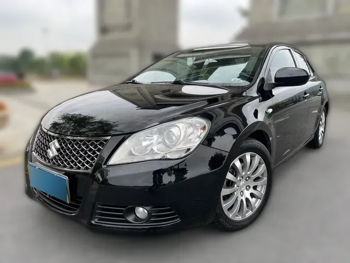 2011 Suzuki Kizashi 2.4L 178HP L4 CVT,autocango,china used car exporter,china ev exporter,chinese used car exporter,chinese used ev exporter