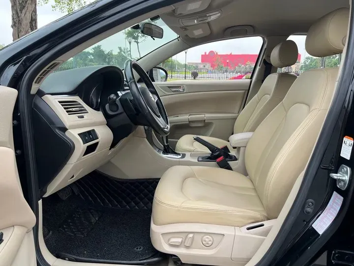 2011 Suzuki Kizashi 2.4L 178HP L4 CVT,autocango,china used car exporter,china ev exporter,chinese used car exporter,chinese used ev exporter