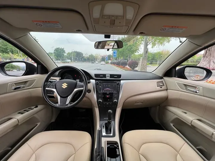 2011 Suzuki Kizashi 2.4L 178HP L4 CVT,autocango,china used car exporter,china ev exporter,chinese used car exporter,chinese used ev exporter