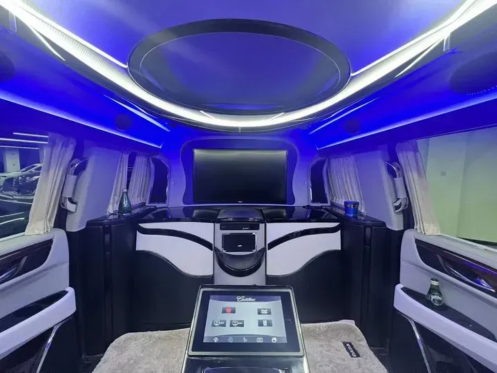 2017 Cadillac ESCALADE 6.2L 426HP V8 8AT,autocango,china used car exporter,china ev exporter,chinese used car exporter,chinese used ev exporter