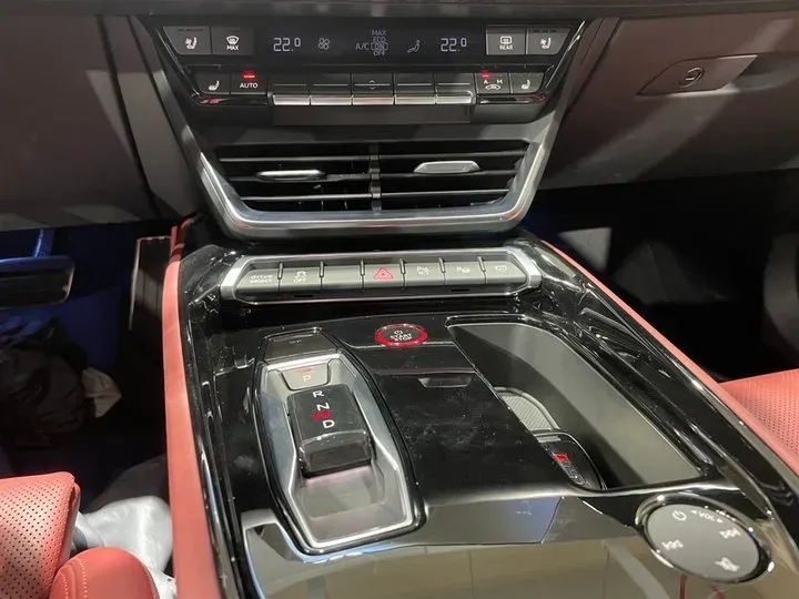 2023 Audi RS e-tron GT 2AT BEV 93.4KWH,autocango,china used car exporter,china ev exporter,chinese used car exporter,chinese used ev exporter