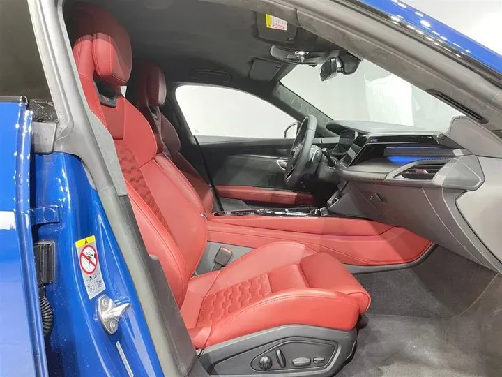 2023 Audi RS e-tron GT 2AT BEV 93.4KWH,autocango,china used car exporter,china ev exporter,chinese used car exporter,chinese used ev exporter