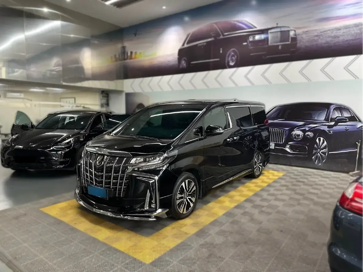 2018 Toyota Alphard 3.5L 275HP V6 6AT