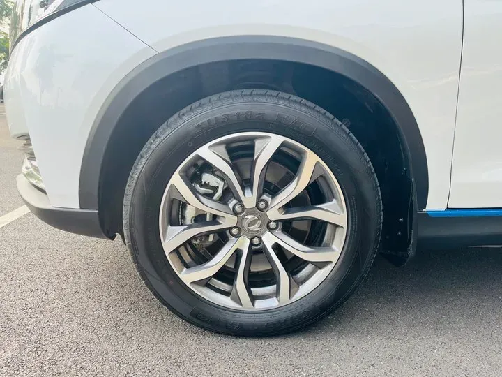 2019 DongFeng Fengon Fengon E3 Range Extended 84HP REEV 17.28KWH,autocango,china used car exporter,china ev exporter,chinese used car exporter,chinese used ev exporter