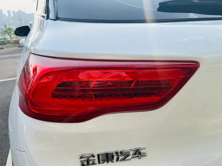 2019 DongFeng Fengon Fengon E3 Range Extended 84HP REEV 17.28KWH,autocango,china used car exporter,china ev exporter,chinese used car exporter,chinese used ev exporter