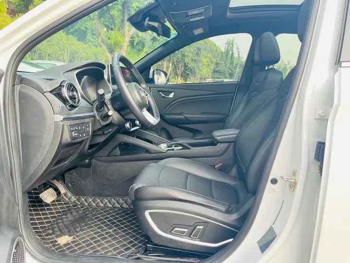 2019 DongFeng Fengon Fengon E3 Range Extended 84HP REEV 17.28KWH,autocango,china used car exporter,china ev exporter,chinese used car exporter,chinese used ev exporter