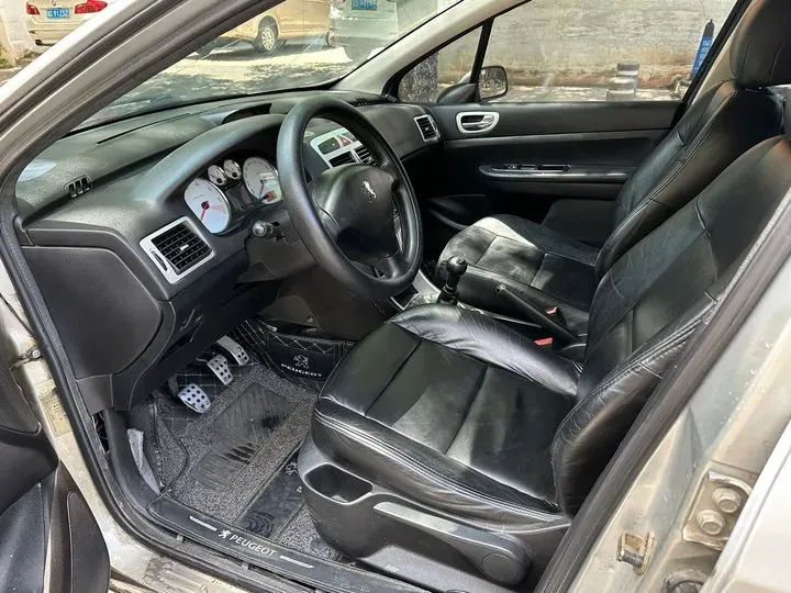 2007 Peugeot 307 1.6L 106HP L4 5MT,autocango,china used car exporter,china ev exporter,chinese used car exporter,chinese used ev exporter