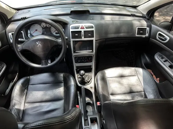 2007 Peugeot 307 1.6L 106HP L4 5MT,autocango,china used car exporter,china ev exporter,chinese used car exporter,chinese used ev exporter