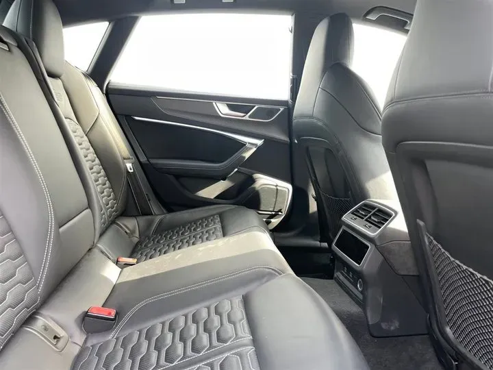 2021 Audi RS 7 4.0T 600HP V8 8AT,autocango,china used car exporter,china ev exporter,chinese used car exporter,chinese used ev exporter