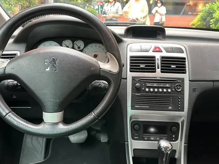 2007 Peugeot 307 2.0L 140HP L4 4AT,autocango,china used car exporter,china ev exporter,chinese used car exporter,chinese used ev exporter