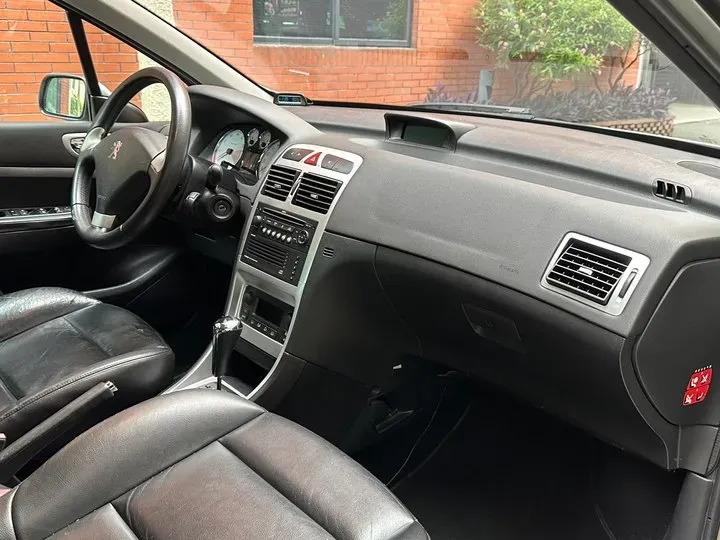 2007 Peugeot 307 2.0L 140HP L4 4AT,autocango,china used car exporter,china ev exporter,chinese used car exporter,chinese used ev exporter