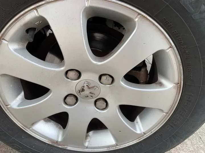 2010 Peugeot 307 1.6L 106HP L4 4AT,autocango,china used car exporter,china ev exporter,chinese used car exporter,chinese used ev exporter