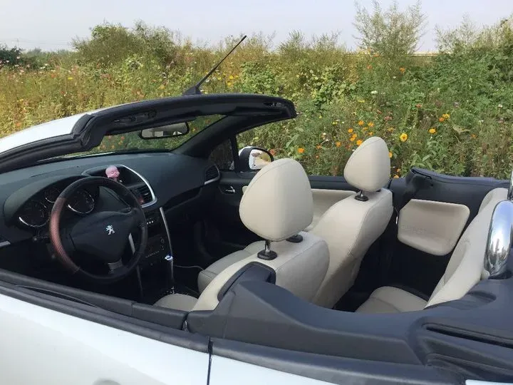 2013 Peugeot 207 1.6L 120HP L4 4AT,autocango,china used car exporter,china ev exporter,chinese used car exporter,chinese used ev exporter