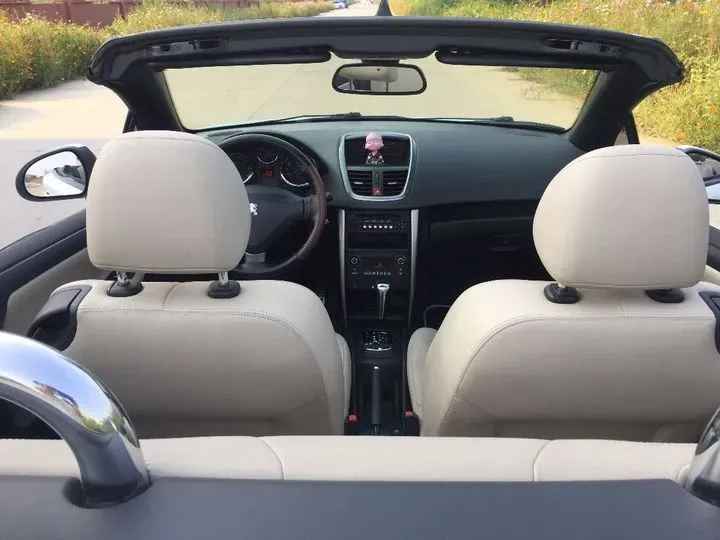 2013 Peugeot 207 1.6L 120HP L4 4AT,autocango,china used car exporter,china ev exporter,chinese used car exporter,chinese used ev exporter