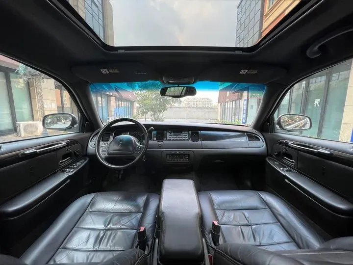 2014 Porsche 918 Spyder 4.6L 608HP V8 7DCT PHEV 6.8KWH,autocango,china used car exporter,china ev exporter,chinese used car exporter,chinese used ev exporter