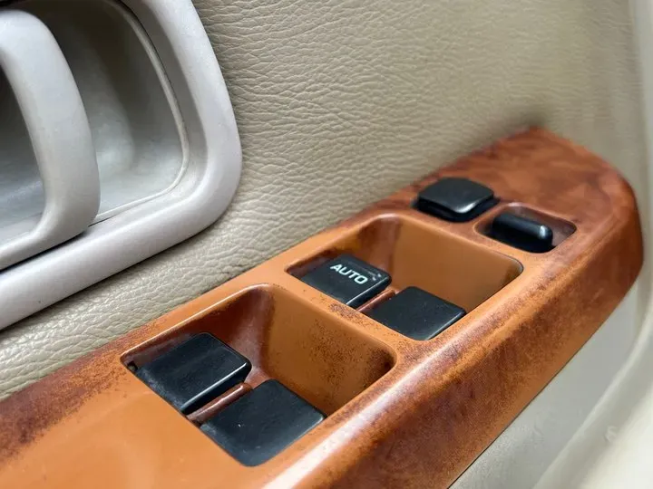 2011 Nissan D22 2.4L 150HP L4 5MT,autocango,china used car exporter,china ev exporter,chinese used car exporter,chinese used ev exporter