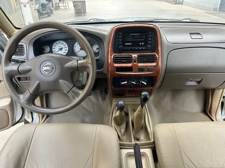 2011 Nissan D22 2.4L 150HP L4 5MT,autocango,china used car exporter,china ev exporter,chinese used car exporter,chinese used ev exporter