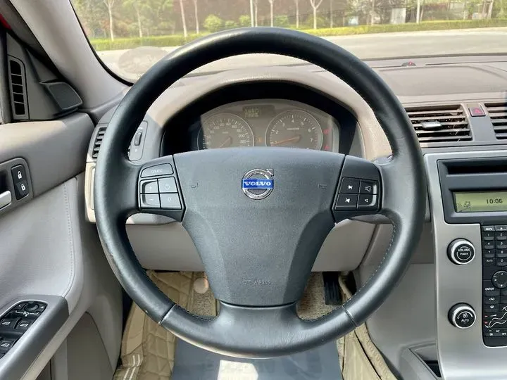 2009 Volvo S40 2.0L 141HP L4 6DCT,autocango,china used car exporter,china ev exporter,chinese used car exporter,chinese used ev exporter