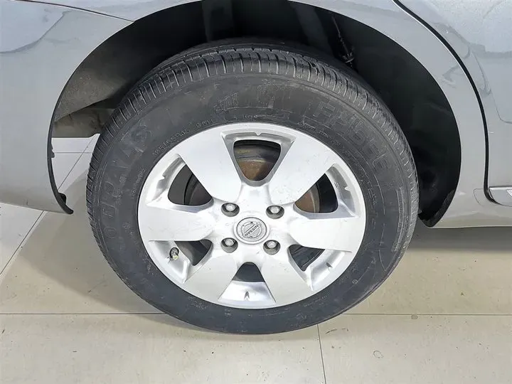 2006 Nissan Geniss 1.8L 126HP L4 4AT,autocango,china used car exporter,china ev exporter,chinese used car exporter,chinese used ev exporter