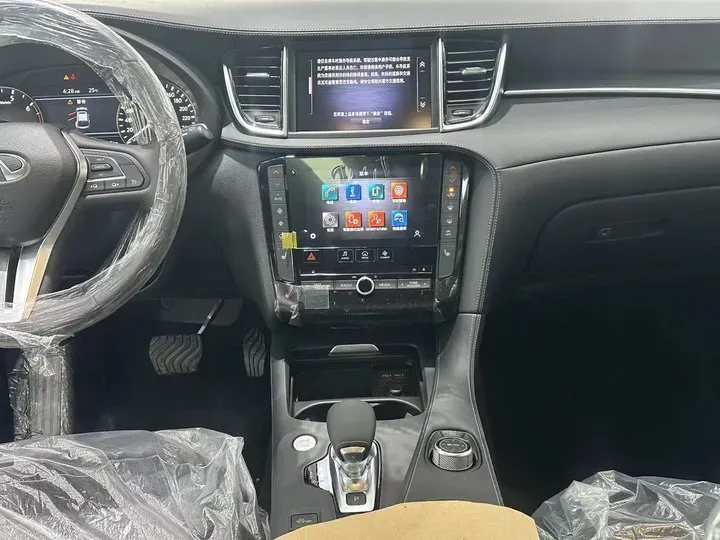 2022 Infiniti QX55 2.0T 261HP L4 CVT,autocango,china used car exporter,china ev exporter,chinese used car exporter,chinese used ev exporter