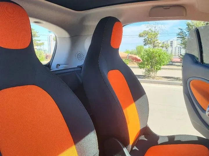 2015 Smart smart fortwo 1.0L 71HP L3 6DCT,autocango,china used car exporter,china ev exporter,chinese used car exporter,chinese used ev exporter