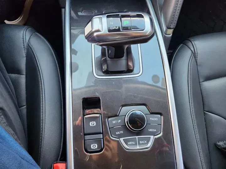 2018 Haval H6 1.5T 150HP L4 7DCT,autocango,china used car exporter,china ev exporter,chinese used car exporter,chinese used ev exporter