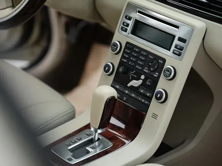 2006 Volvo S80 3.2L 238HP L6 6AT,autocango,china used car exporter,china ev exporter,chinese used car exporter,chinese used ev exporter