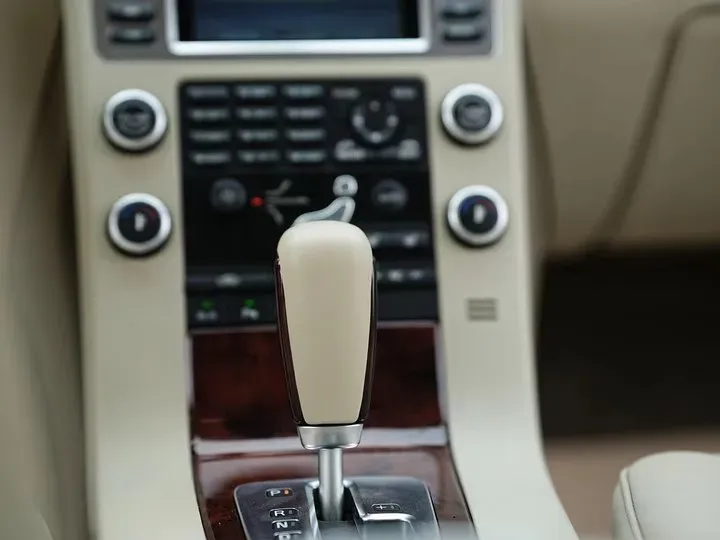 2006 Volvo S80 3.2L 238HP L6 6AT,autocango,china used car exporter,china ev exporter,chinese used car exporter,chinese used ev exporter