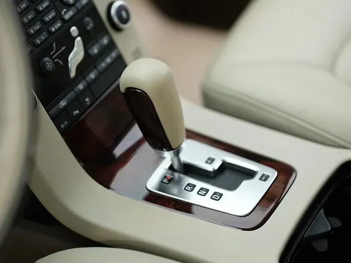 2006 Volvo S80 3.2L 238HP L6 6AT,autocango,china used car exporter,china ev exporter,chinese used car exporter,chinese used ev exporter