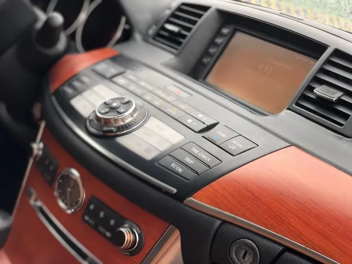 2005 Nissan Fuga 3.5L 280HP V6 5AT,autocango,china used car exporter,china ev exporter,chinese used car exporter,chinese used ev exporter