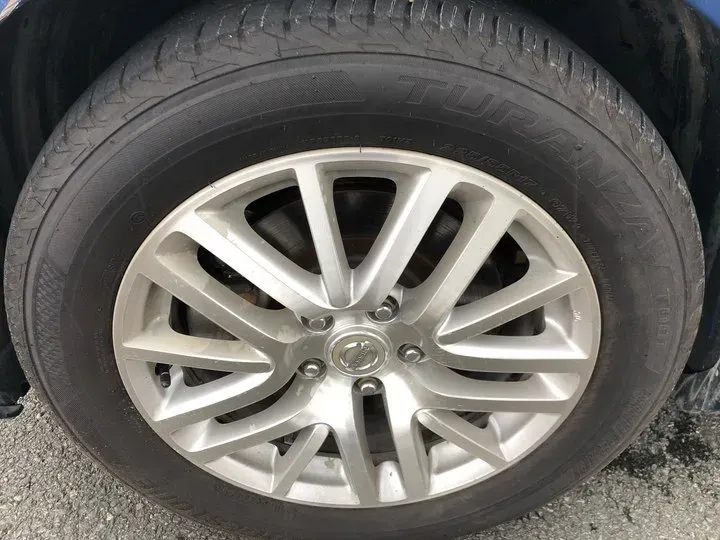 2005 Nissan Fuga 3.5L 280HP V6 5AT,autocango,china used car exporter,china ev exporter,chinese used car exporter,chinese used ev exporter