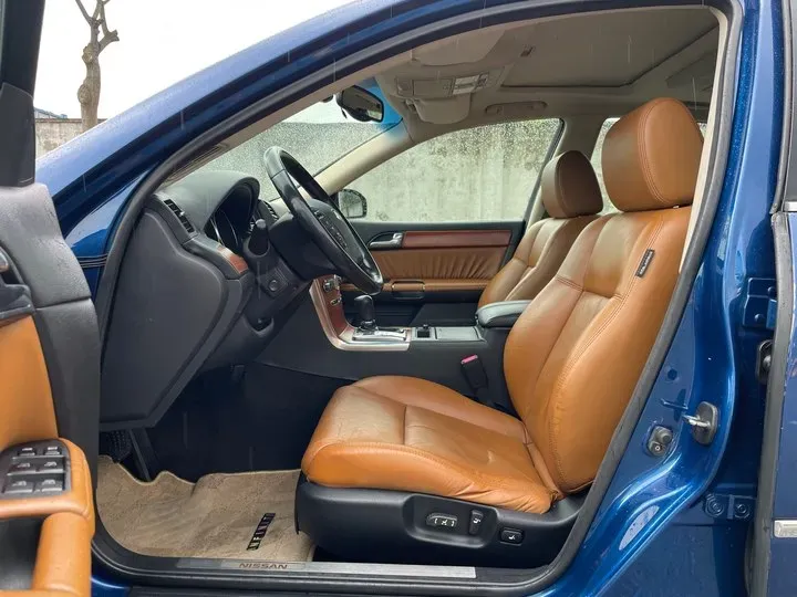 2005 Nissan Fuga 3.5L 280HP V6 5AT,autocango,china used car exporter,china ev exporter,chinese used car exporter,chinese used ev exporter