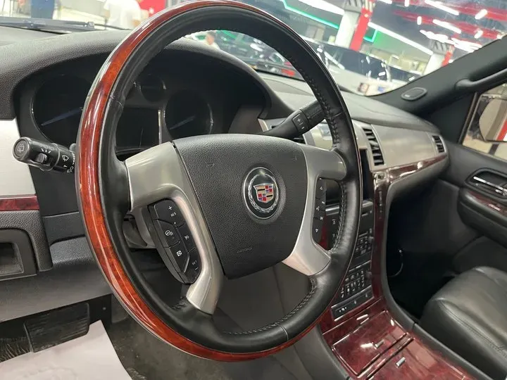 2008 Cadillac ESCALADE 6.2L 409HP V8 6AT,autocango,china used car exporter,china ev exporter,chinese used car exporter,chinese used ev exporter