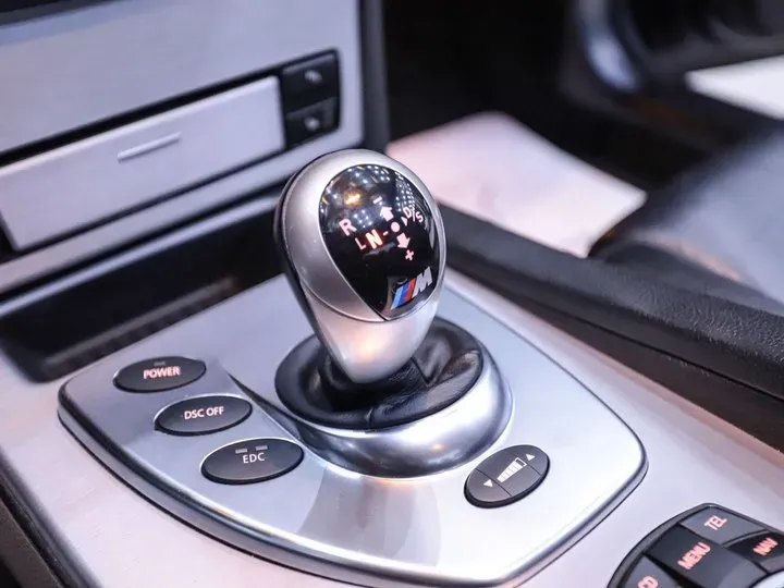 2005 BMW M5 5.0L 507HP V10 7AMT,autocango,china used car exporter,china ev exporter,chinese used car exporter,chinese used ev exporter