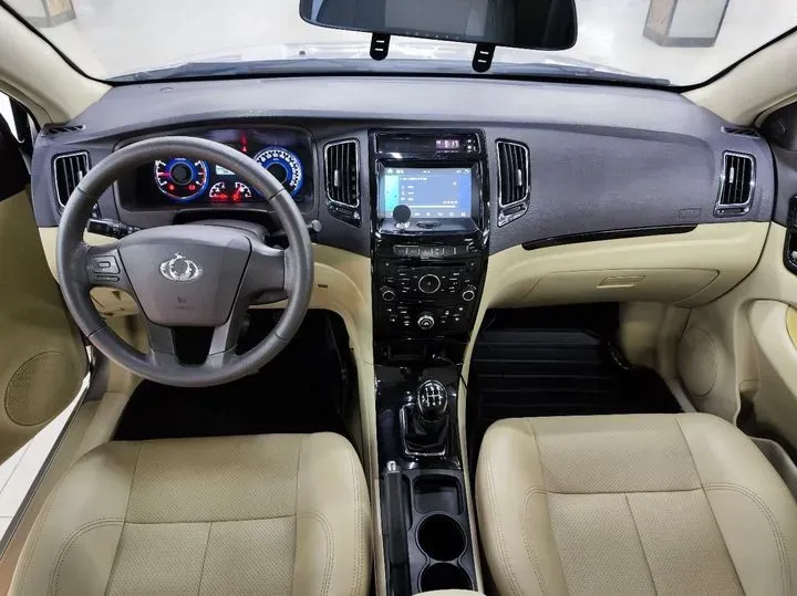 2013 Geely GC7 1.5L 109HP L4 5MT,autocango,china used car exporter,china ev exporter,chinese used car exporter,chinese used ev exporter