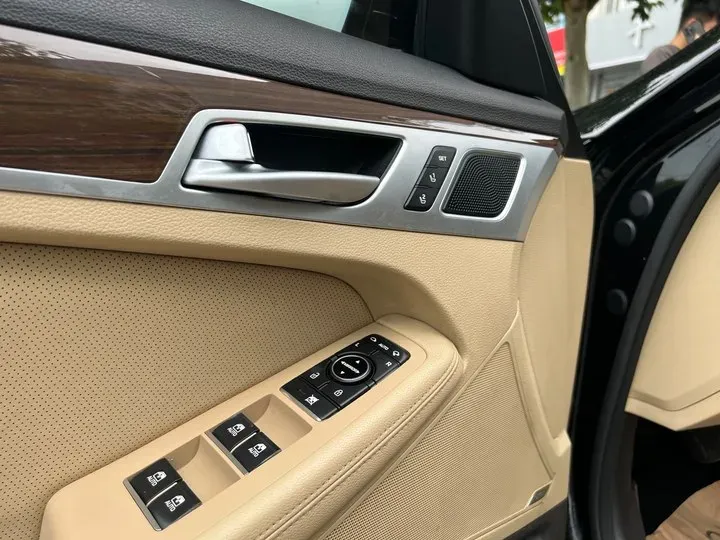 2015 Hyundai Cenesis 3.0L 257HP V6 8AT,autocango,china used car exporter,china ev exporter,chinese used car exporter,chinese used ev exporter