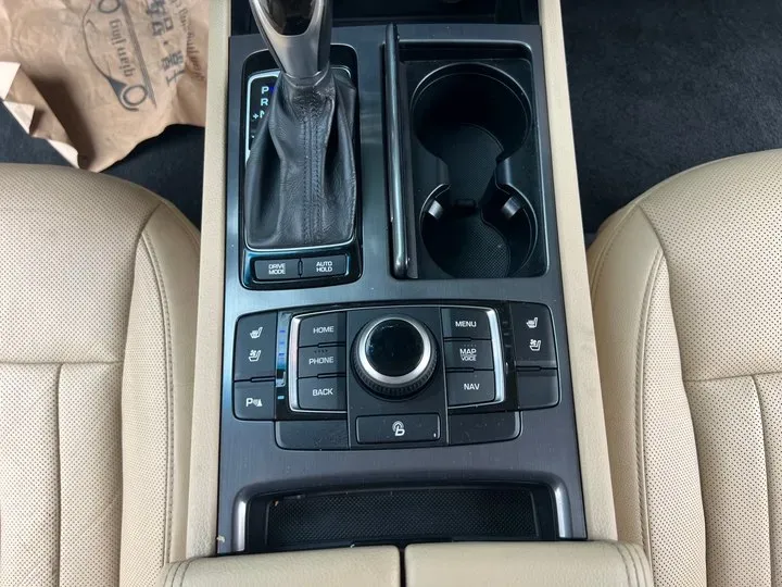 2015 Hyundai Cenesis 3.0L 257HP V6 8AT,autocango,china used car exporter,china ev exporter,chinese used car exporter,chinese used ev exporter