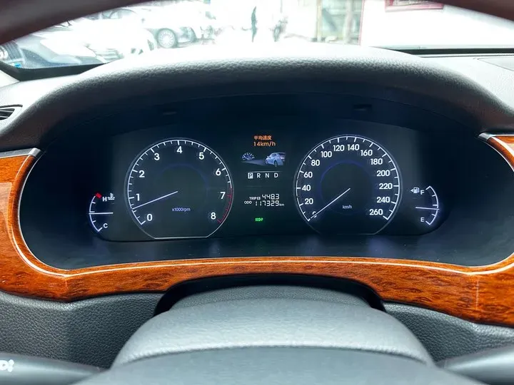 2012 Hyundai Equus 3.8L 335HP V6 8AT,autocango,china used car exporter,china ev exporter,chinese used car exporter,chinese used ev exporter