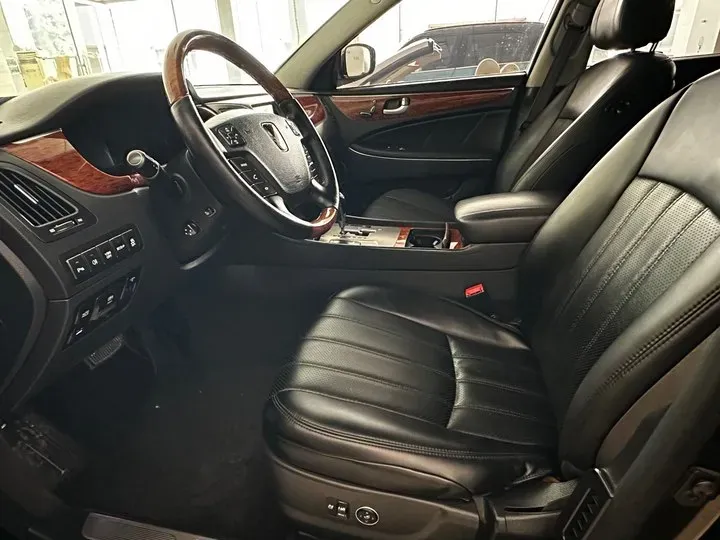 2012 Hyundai Equus 3.8L 335HP V6 8AT,autocango,china used car exporter,china ev exporter,chinese used car exporter,chinese used ev exporter