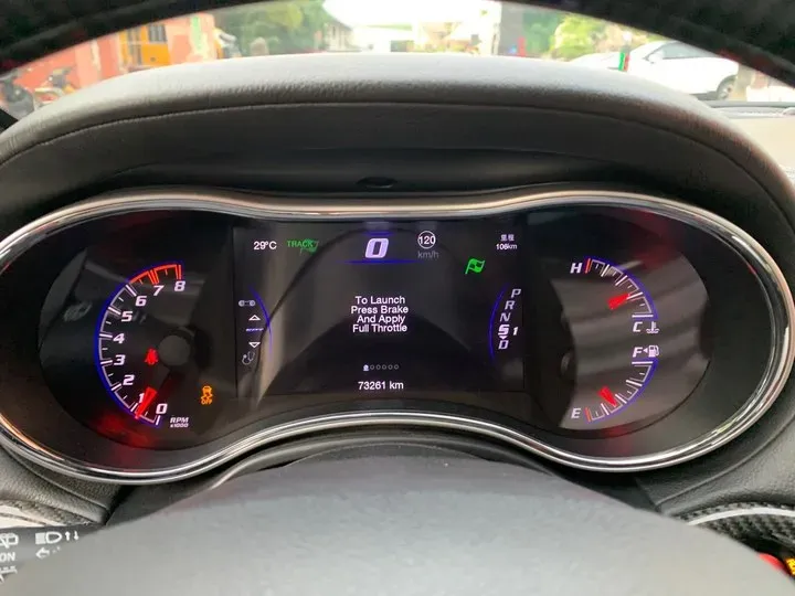 2014 Jeep Grand Cherokee SRT 6.4L 468HP V8 8AT,autocango,china used car exporter,china ev exporter,chinese used car exporter,chinese used ev exporter