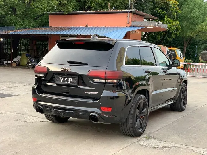 2014 Jeep Grand Cherokee SRT 6.4L 468HP V8 8AT,autocango,china used car exporter,china ev exporter,chinese used car exporter,chinese used ev exporter