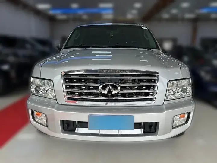 2004 Infiniti QX 5.6L 320HP V8 5AT