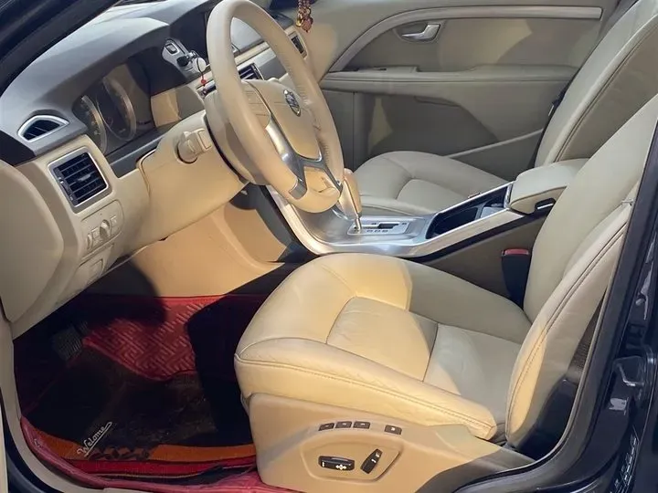 2012 Volvo S80L 2.0T 240HP L4 6DCT,autocango,china used car exporter,china ev exporter,chinese used car exporter,chinese used ev exporter