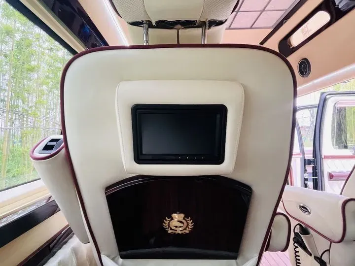 2011 Ford E350 5.4L 258HP V8 5AT,autocango,china used car exporter,china ev exporter,chinese used car exporter,chinese used ev exporter