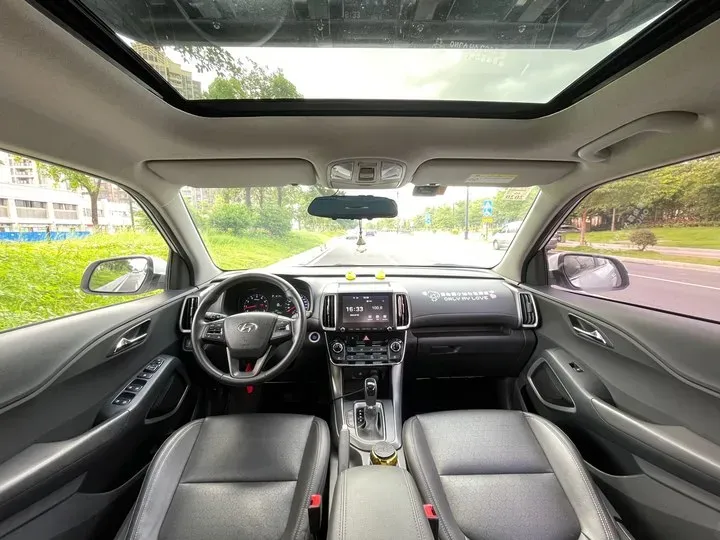 2018 Hyundai ix35 2.0L 160HP L4 6AT,autocango,china used car exporter,china ev exporter,chinese used car exporter,chinese used ev exporter