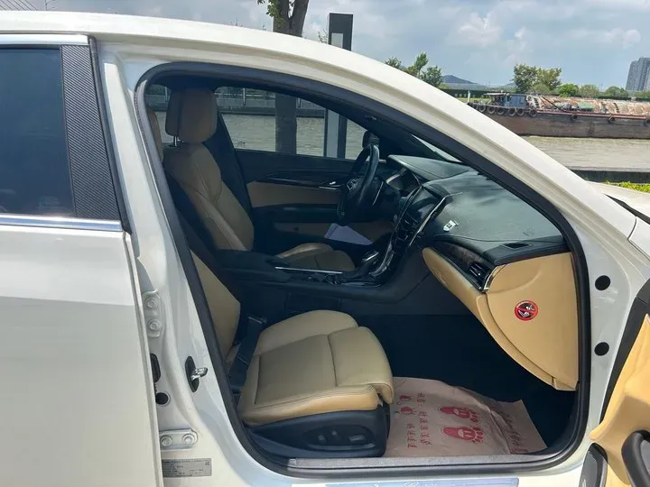 2014 Cadillac ATS 2.0T 276HP L4 6AT,autocango,china used car exporter,china ev exporter,chinese used car exporter,chinese used ev exporter