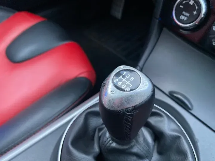 2008 Mazda RX-8 1.3L 231HP R2 6MT,autocango,china used car exporter,china ev exporter,chinese used car exporter,chinese used ev exporter