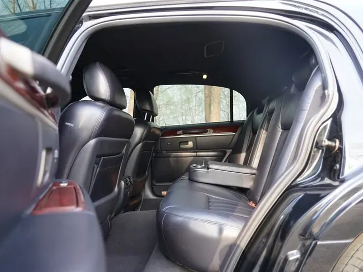 2014 Porsche 918 Spyder 4.6L 608HP V8 7DCT PHEV 6.8KWH,autocango,china used car exporter,china ev exporter,chinese used car exporter,chinese used ev exporter